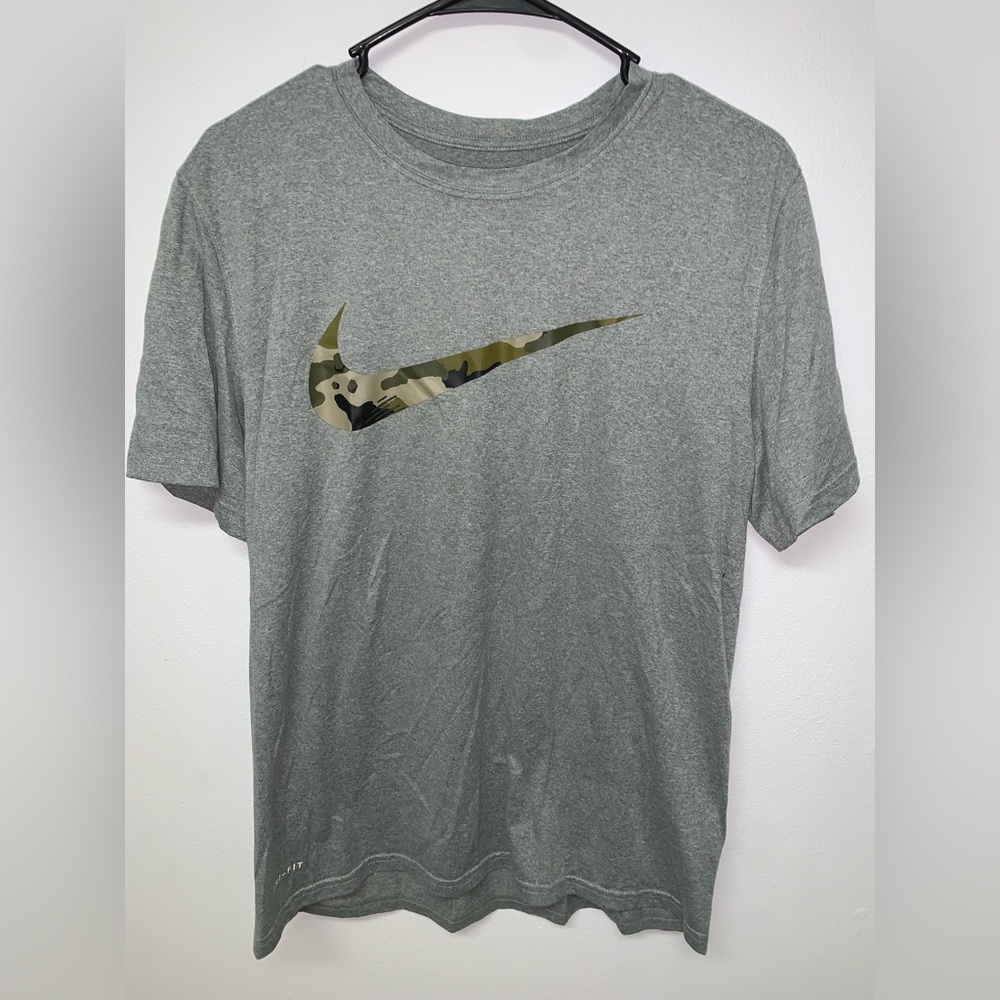 Men’s Nike Dri-Fit T-shirt
